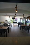 Ruwais Hotel
