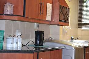 Africa Emerald at 47 Petronella