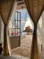 The Mantarraya Outpost Bed & Breakfast