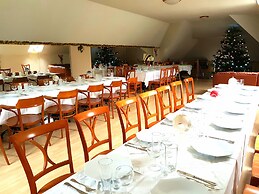 Hotel Bor