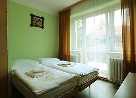Hotel Bor