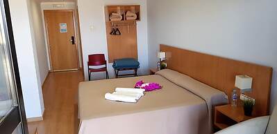 Ashotels Monreal Del Campo