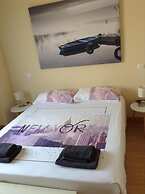 Zamora Apartments