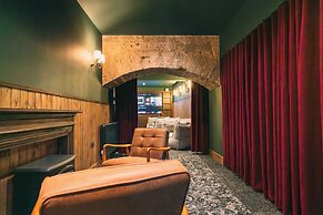 CODE - The Court, Edinburgh