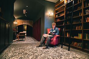 CODE - The Court, Edinburgh