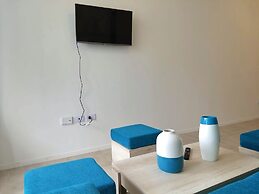 Independencia 1302 6E by HB