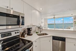 Lovers Key Resort 504