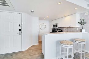 Lovers Key Resort 504