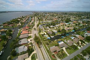SE Cape Coral Pool Home With Boat Dock