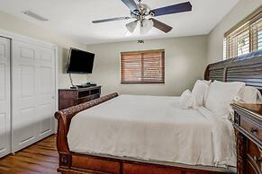 SE Cape Coral Pool Home With Boat Dock