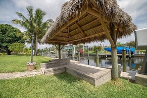 SE Cape Coral Pool Home With Boat Dock