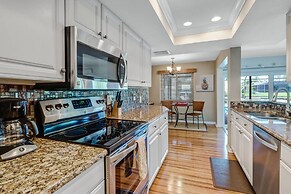 SE Cape Coral Pool Home With Boat Dock