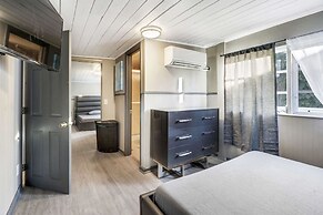 Beach Tree Hippie House