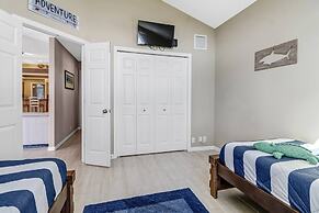 Cape Coral Pool Home With Boat Lift, Access to Gulf