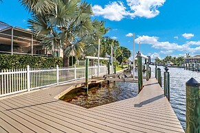 Cape Coral Pool Home With Boat Lift, Access to Gulf