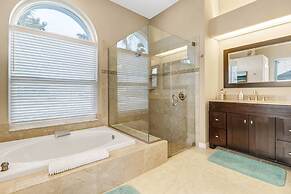 Cape Coral Pool Home With Boat Lift, Access to Gulf