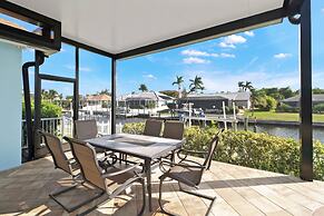 Cape Coral Pool Home With Boat Lift, Access to Gulf