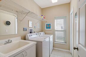 Cape Coral Pool Home With Boat Lift, Access to Gulf