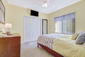 Cape Coral Pool Home With Boat Lift, Access to Gulf