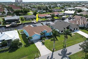 Cape Coral Pool Home With Boat Lift, Access to Gulf