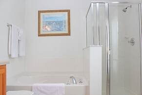 Berkeley Executive - Five Bedroom Home