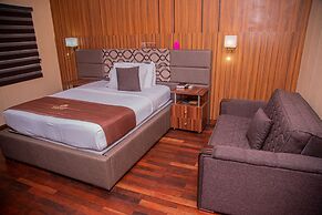 Mahogany Hotel and Suites