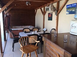 Beautiful Spacious 2-bed Apartment in Xylofagou