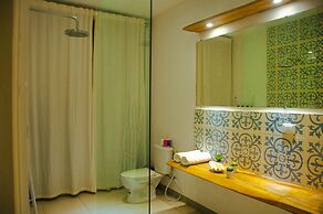 Villa Samalas Resort and Restaurant