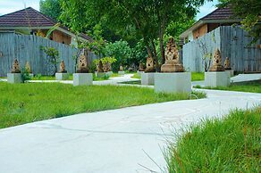 Villa Samalas Resort and Restaurant