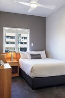 Kingsgrove Hotel