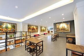 Uno Hotel