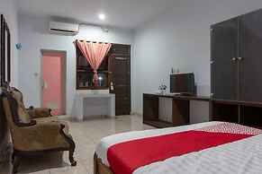 OYO 645 Griya Mas Syariah