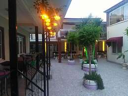 Akcay Yavuz Otel