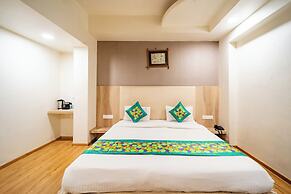 Treebo Kamal Regency