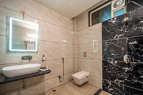 Treebo Kamal Regency