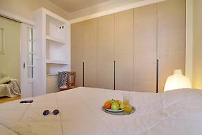 Historic Plaka Apartments