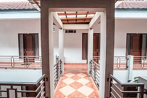 Super OYO 686 Bunga Karang Hotel