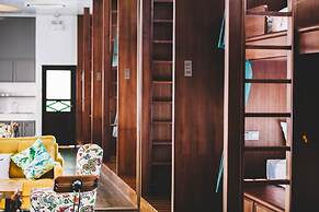 Sound Gallery House - Hostel