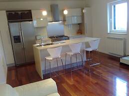 Villa Brumnic Apartments