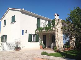 Villa Brumnic Apartments