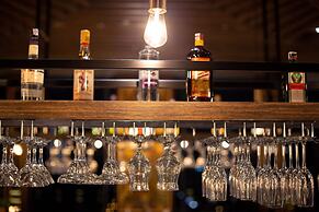 Avenzel Hotel & Convention Cibubur