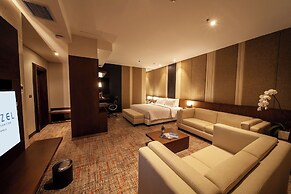 Avenzel Hotel & Convention Cibubur