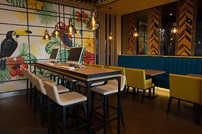 Avenzel Hotel & Convention Cibubur