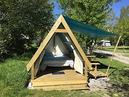 Camping Frédéric Mistral