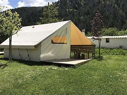 Camping Frédéric Mistral