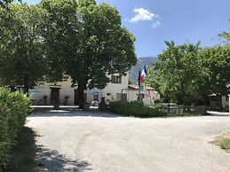 Camping Frédéric Mistral