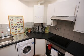 3 Beds 2 Baths Oxford Circus
