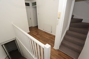 3 Beds 2 Baths Oxford Circus