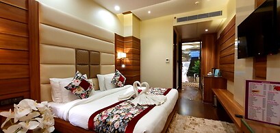 Hotel Makhan Residency