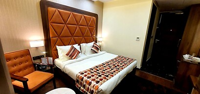 Hotel Makhan Residency